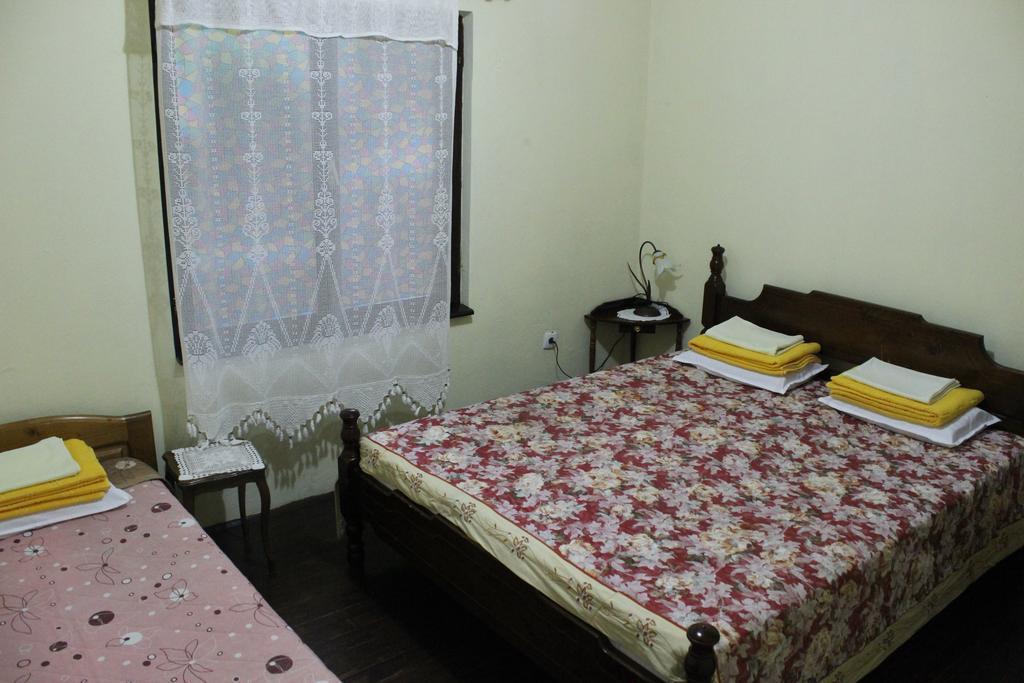 Apartments Mijuskovic Donji Morinj Rom bilde