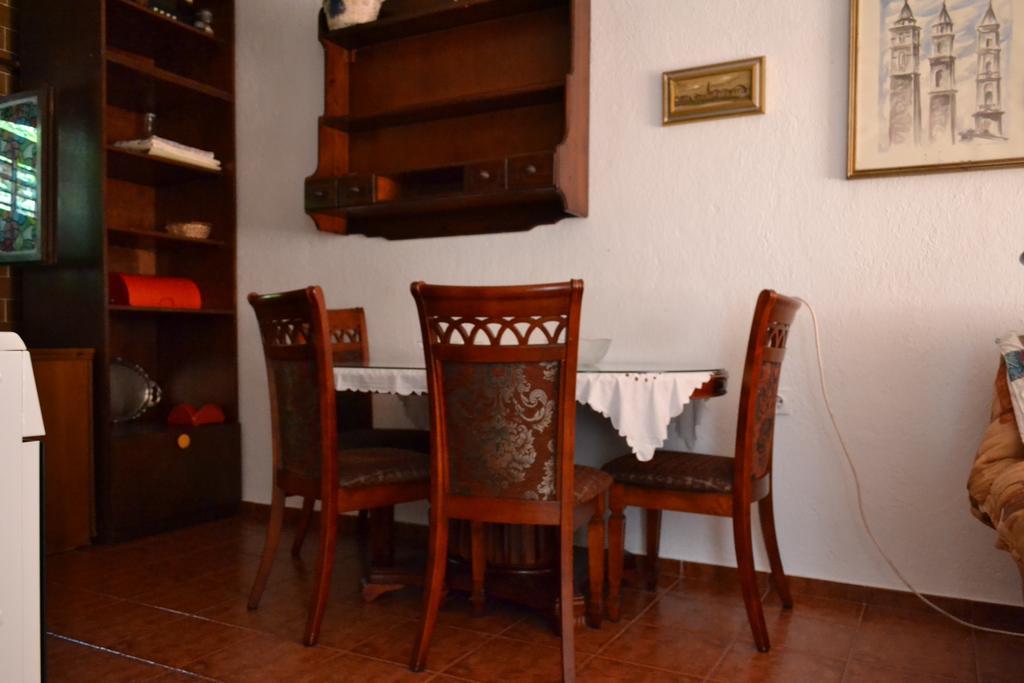 Apartments Mijuskovic Donji Morinj Rom bilde